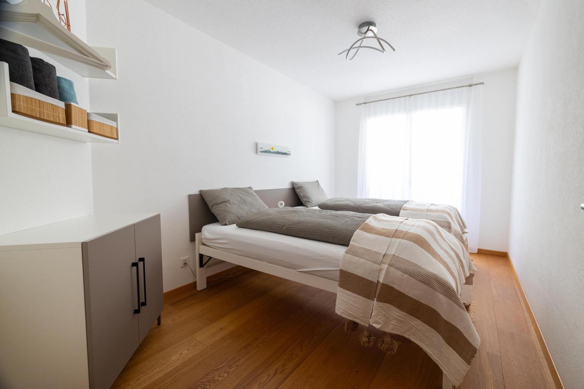 Apartments Residenz Iris Лойкербад Екстериор снимка
