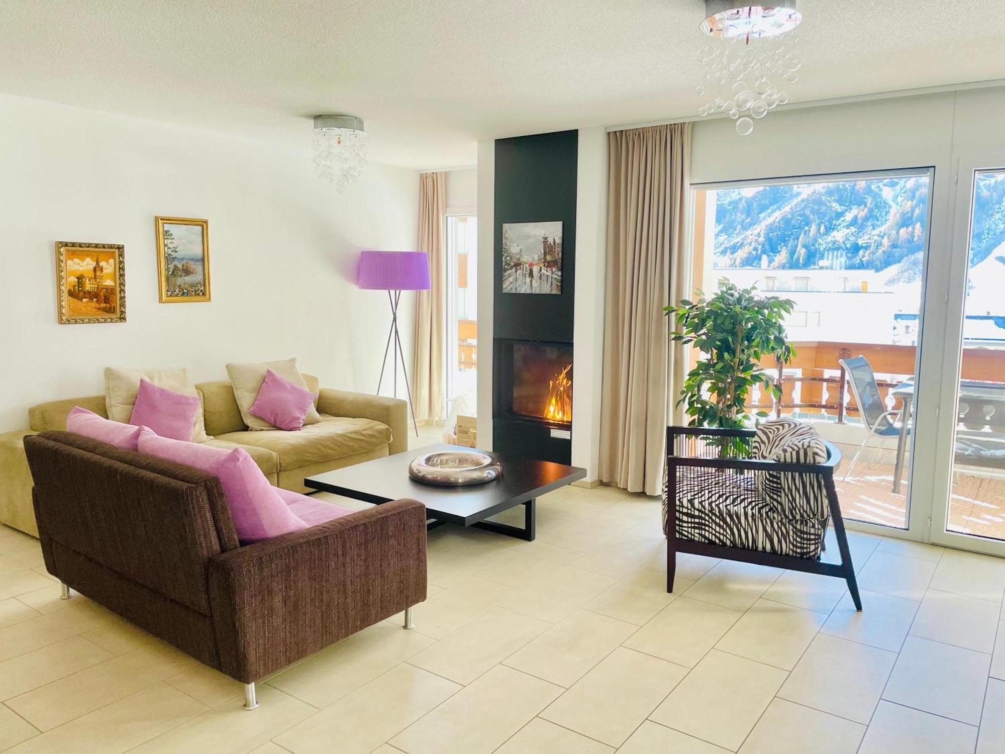 Apartments Residenz Iris Лойкербад Екстериор снимка